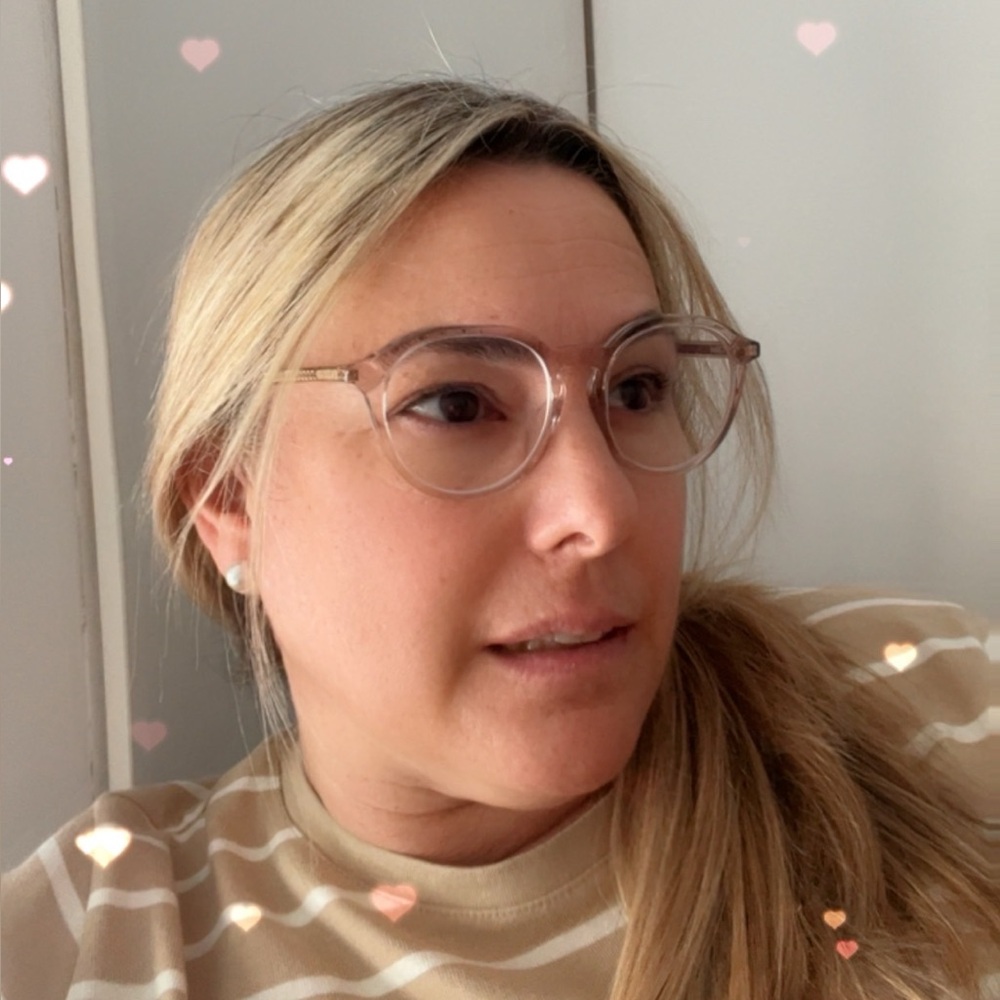 Meet your Posher, Stephanie